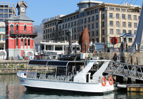 Zinathi Harbour Cruise Image